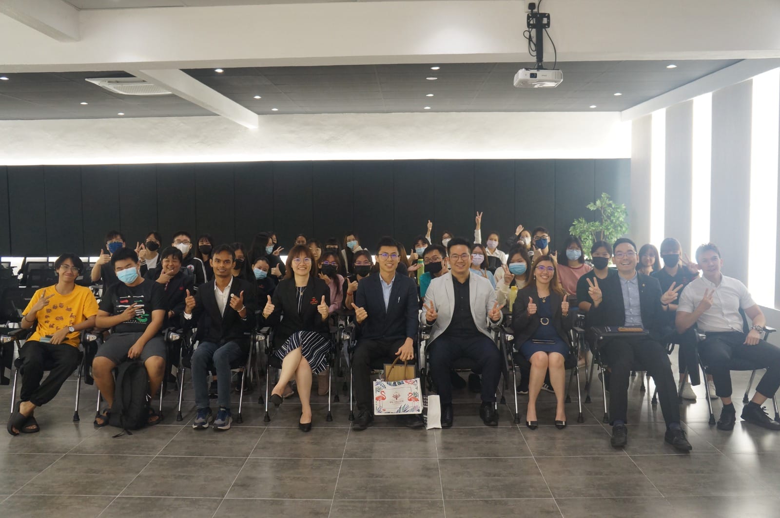 Group photo with IPK Accounting Course Students